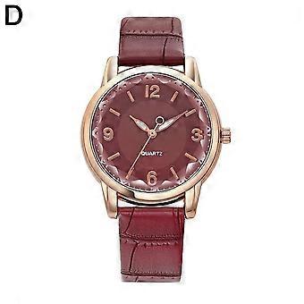 Lässige, schlichte Quarzuhr aus Metall mit minimalistischem Armband aus einer Legierung, präziser Zeitmessung und vielseitigem Modeaccessoire.