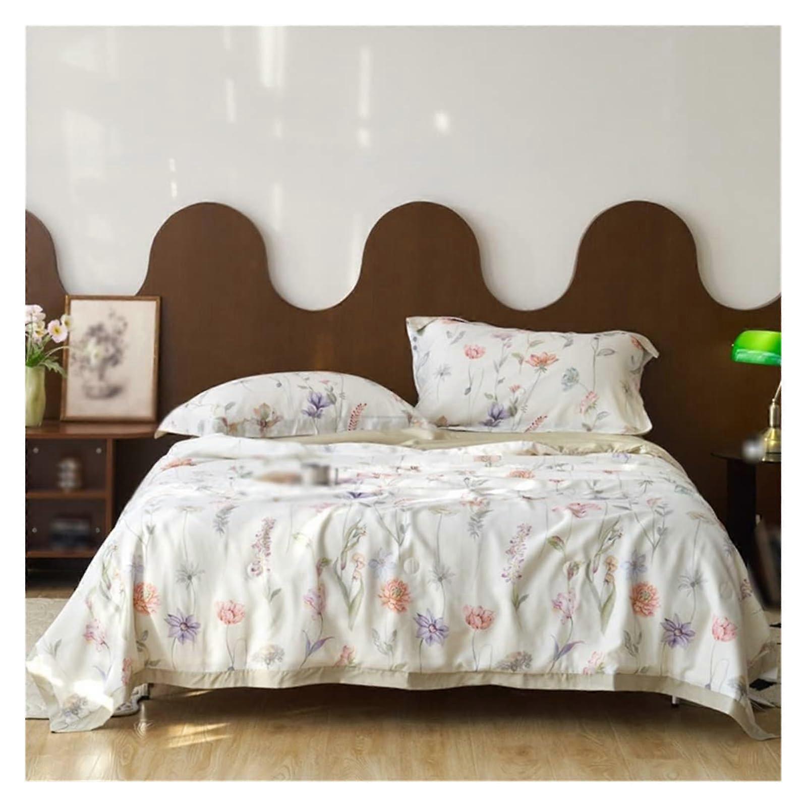 Summer Quilt Lightweight Comforter with Breathable Cooling Fabric and SilkLike Smooth Touch