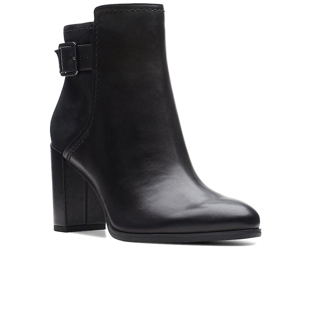 Clarks Freva85 Buckle Femmes Bottines Wide Fit