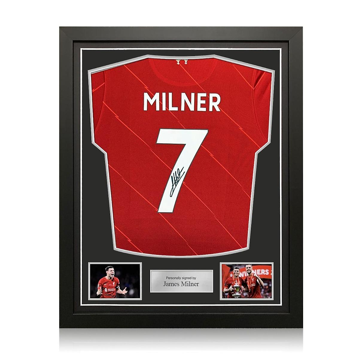 詹姆斯·米尔纳 (James Milner) 为利物浦 2021-22 赛季签名球衣。标准框架