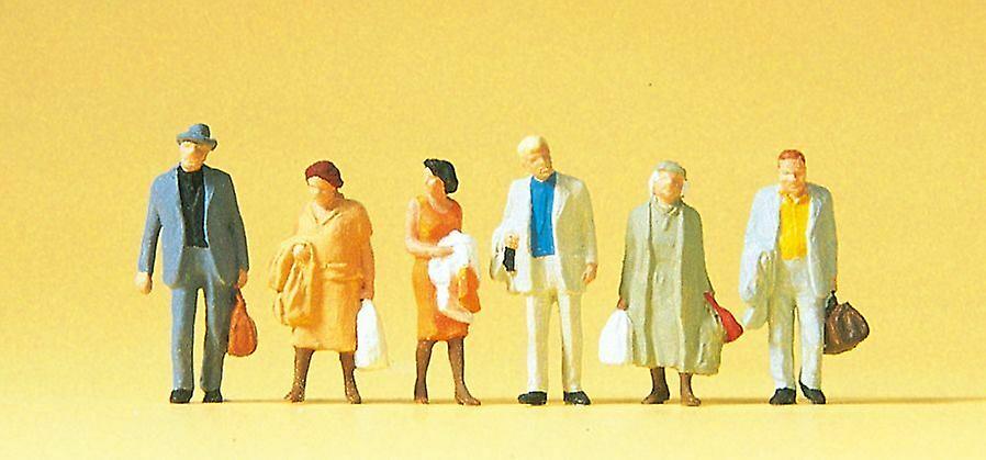 Preiser PR14027 Passengers (6) Standard Figure Set HO 1:87 (OO gauge compatible) Plastic Painted Figures [HO] Scale model