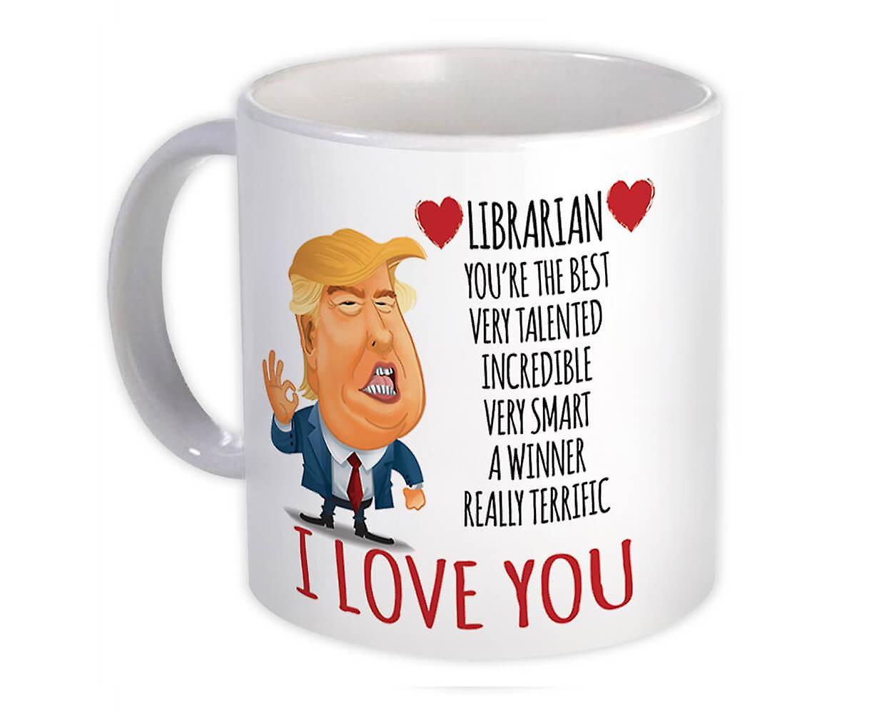 Hediye Kupa: KÜTÜPHANECI Komik Trump Aşk