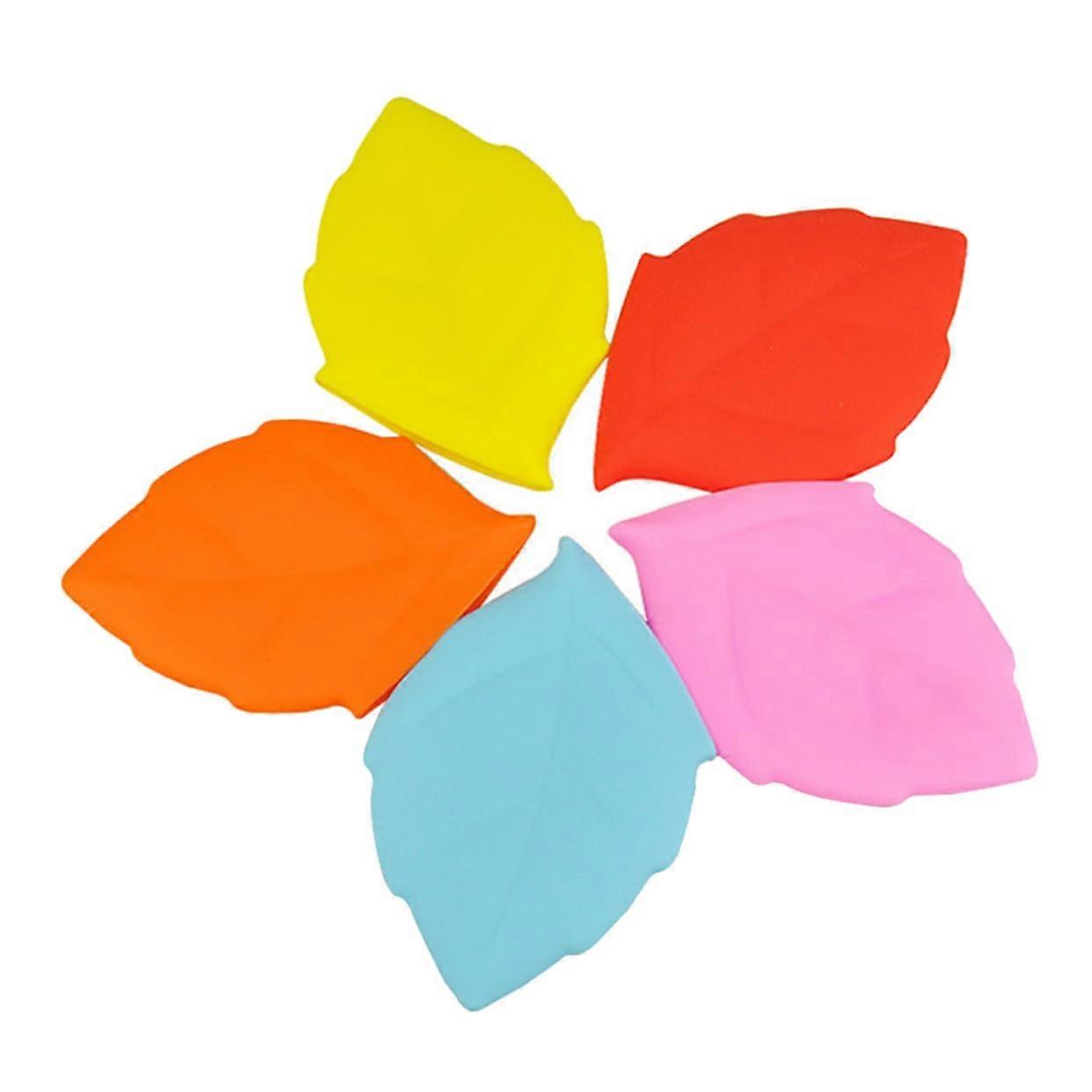 3pcs Collapsible Silicone Travel Cups Set Maple Leaf Shape Lightweight Camping Cups