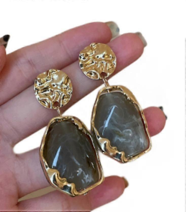(gray)High-quality temperament earrings