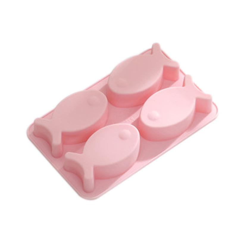 1pcs 4 Grids Fish Shaped Mold