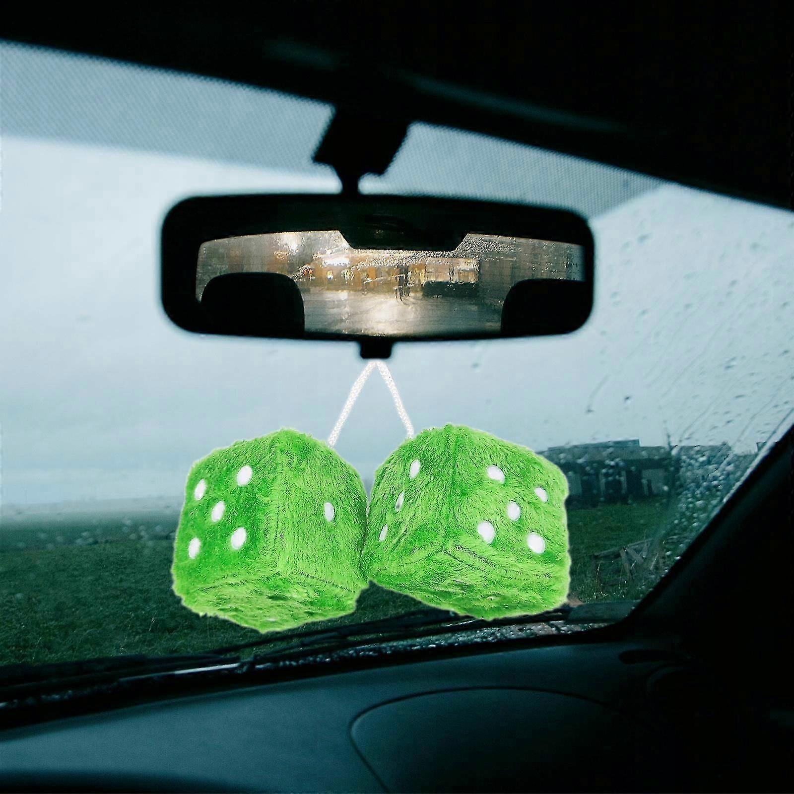 車吊り下げ毛皮のようなサイコロ6cmカーミラーグリーン