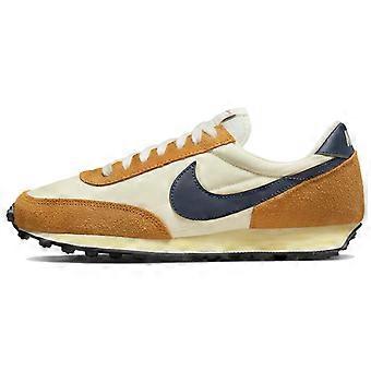 Nike DBreak Se Magma Orange Midnight Navy Women's DV1746-142