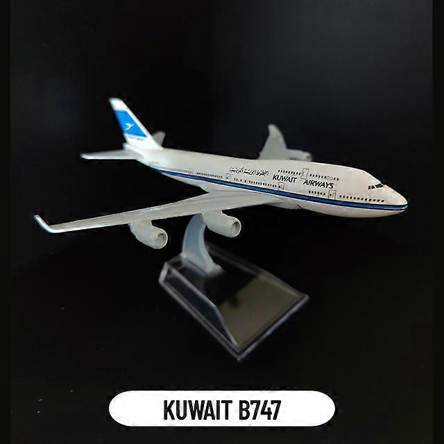 1:400 Scale Metal Aircraft Replica Emirates Airlines A380 B777 Airplane Diecast Model Aviation Plane Collectible Toys for Boys