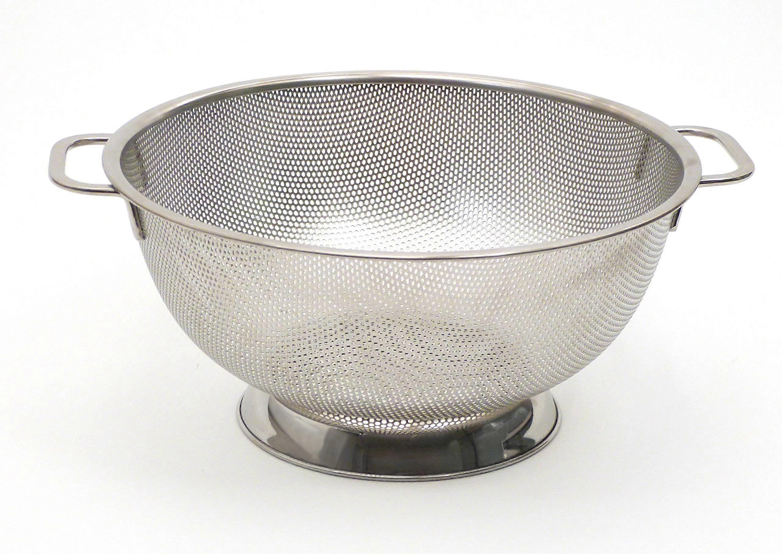 Stainless Steel Precision Pierced Colander 5-Quart Kitchen Strainer with Ergonomic Handle and Rust-Resistant Design