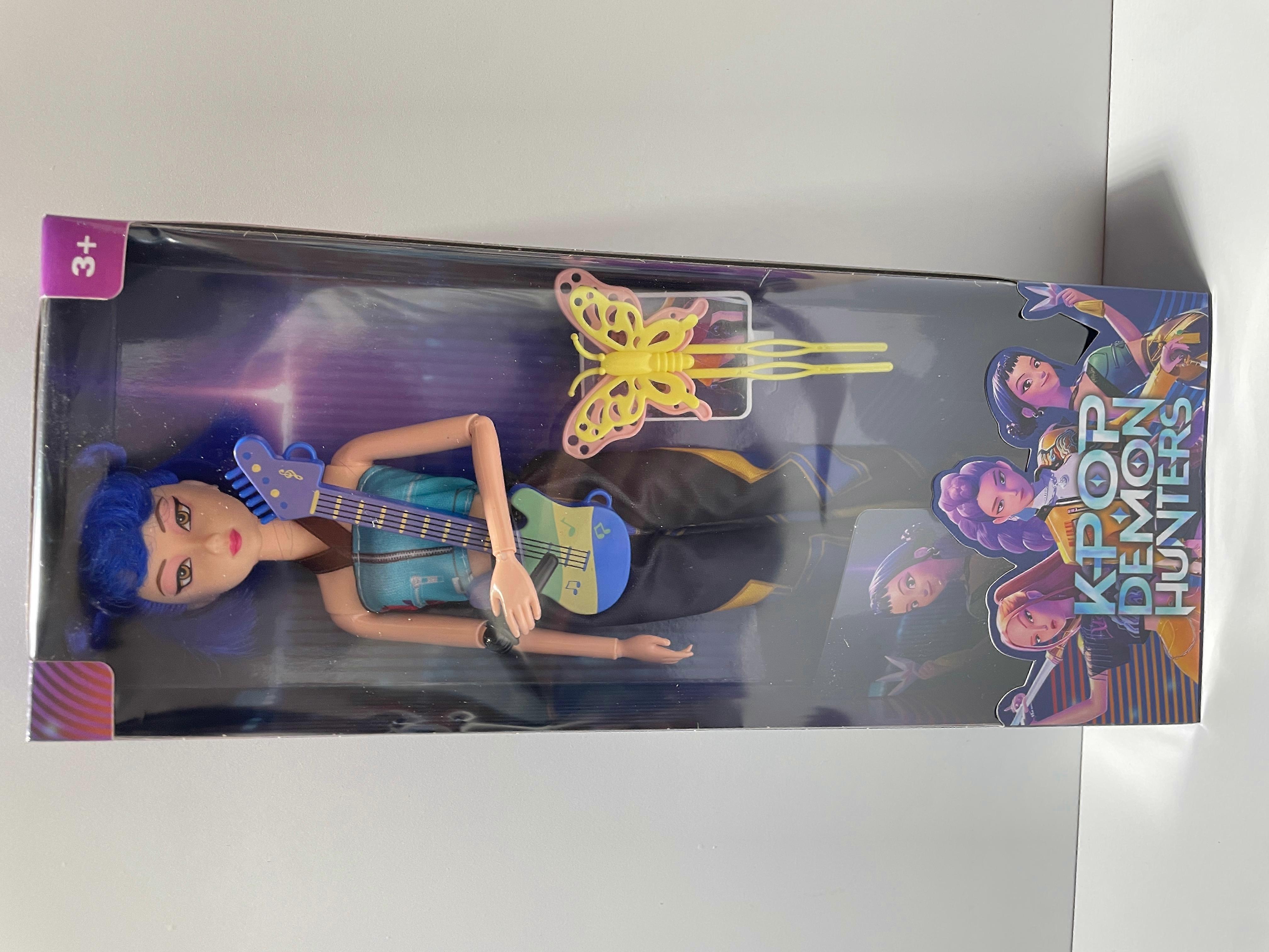 12 Zodiac Series Glue-free False Eyelashes 0.05mm Segmented C-curled Self-adhesive False Eyelashes