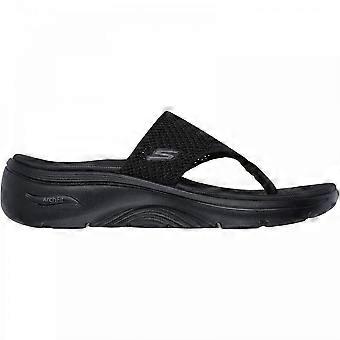 Naisten Skechers Go Walk Arch Fit 2.0 | Musta | Naisten pehmustetut sandaalit