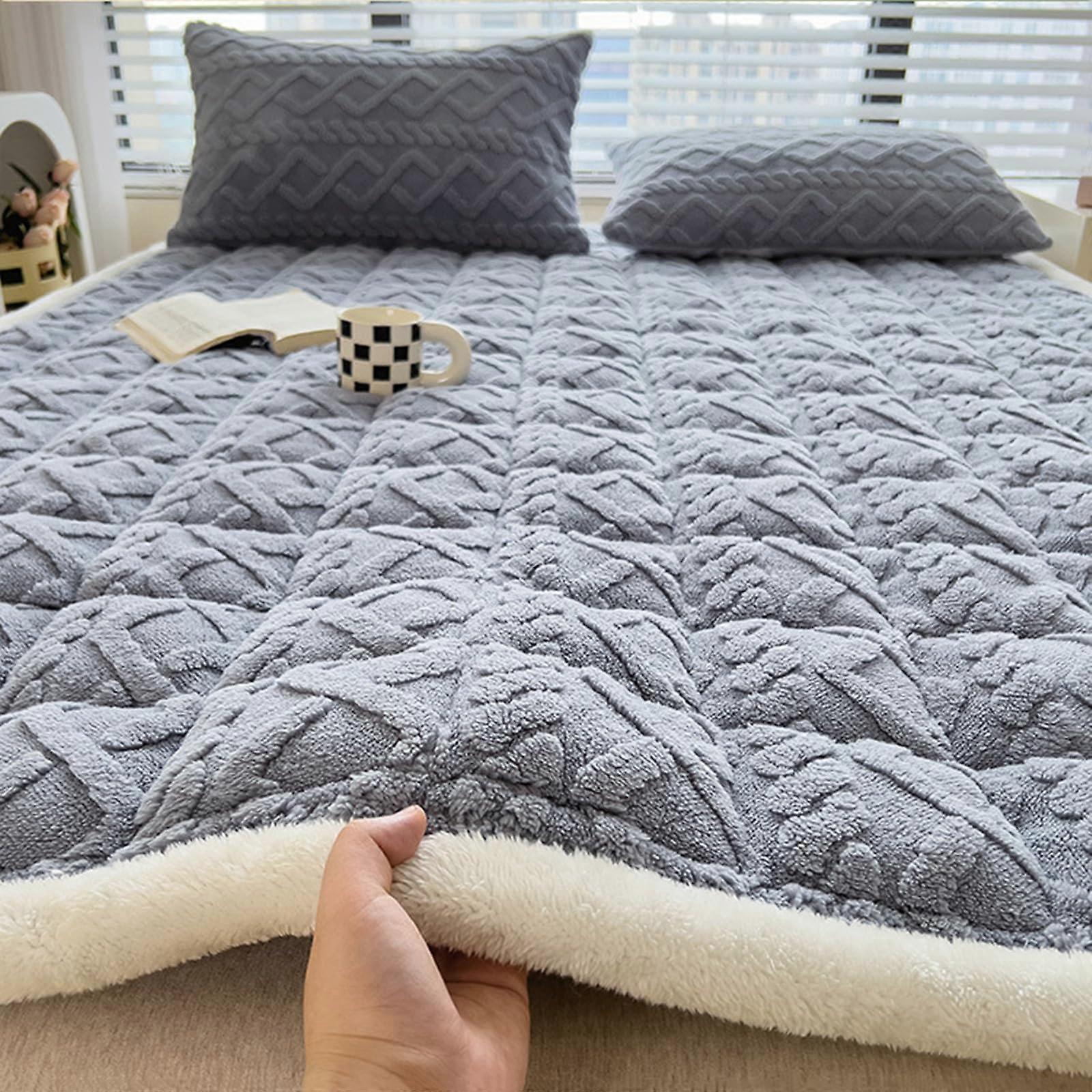 Full Size Milk Velvet Mattress Topper with Elastic Straps, Soft Quilted Warm Mattress Pad, Gray