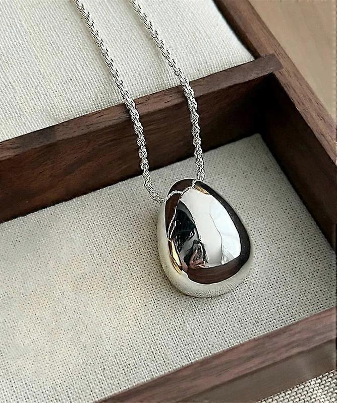 Simple Delicate Design Smooth Metal Teardrop Pendant Womens Necklace