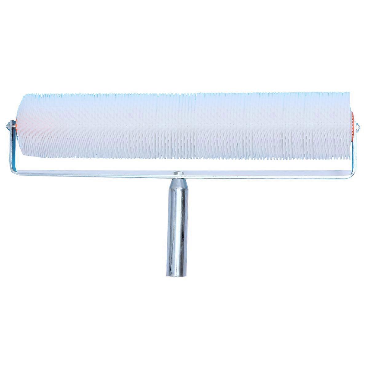 It looks like you're describing a product listing for a **Self Leveling Spiked Screed Roller Brush Defoaming Roller** used in flooring applications.