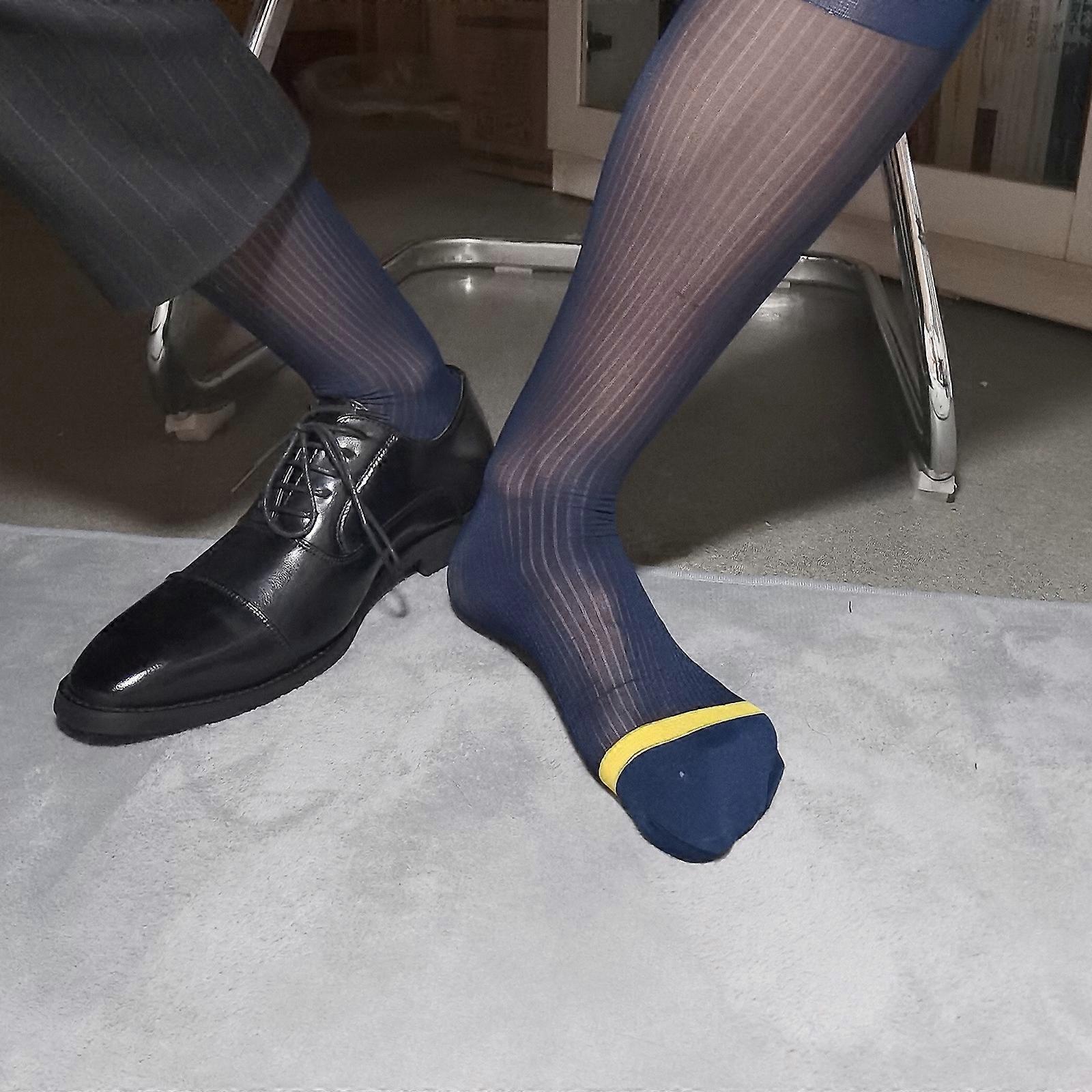 Calze Lunghe Da Uomo In Nylon, Trasparenti E Leggere, Perfette Per L'ufficio O Le Occasioni Formali. Il Regalo Pratico Che Fa Sempre Centro!