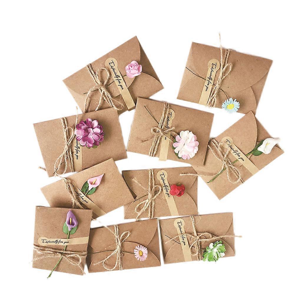 Greeting Cards Made of Material, Ideal for Heartfelt Messages