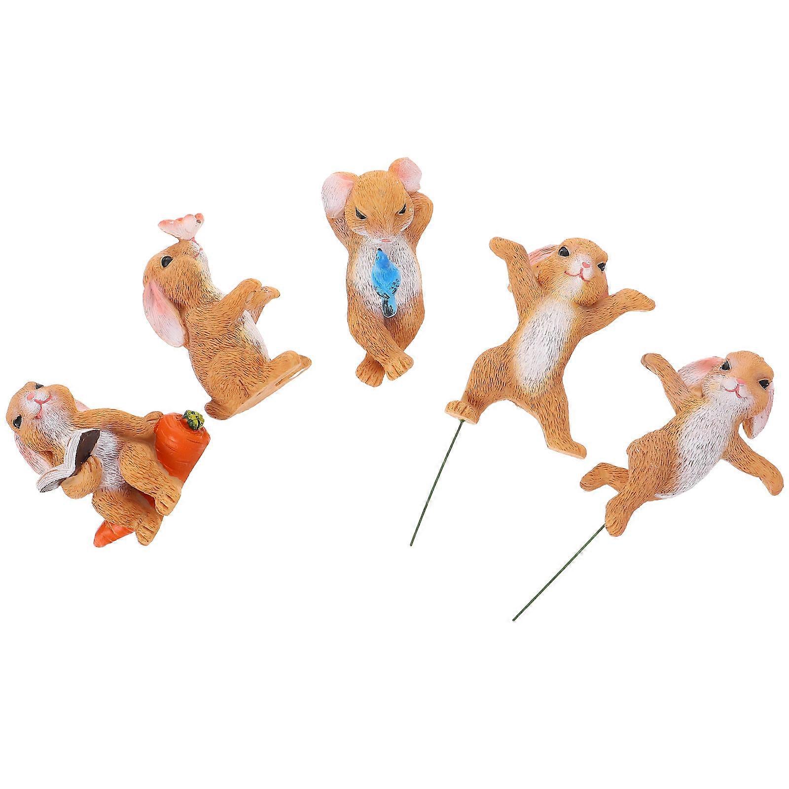 Chic Bunny Statue, Ideal Resin Prop for Photos and Home Settings