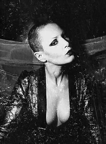 Manon Zurich  Paris Paperback