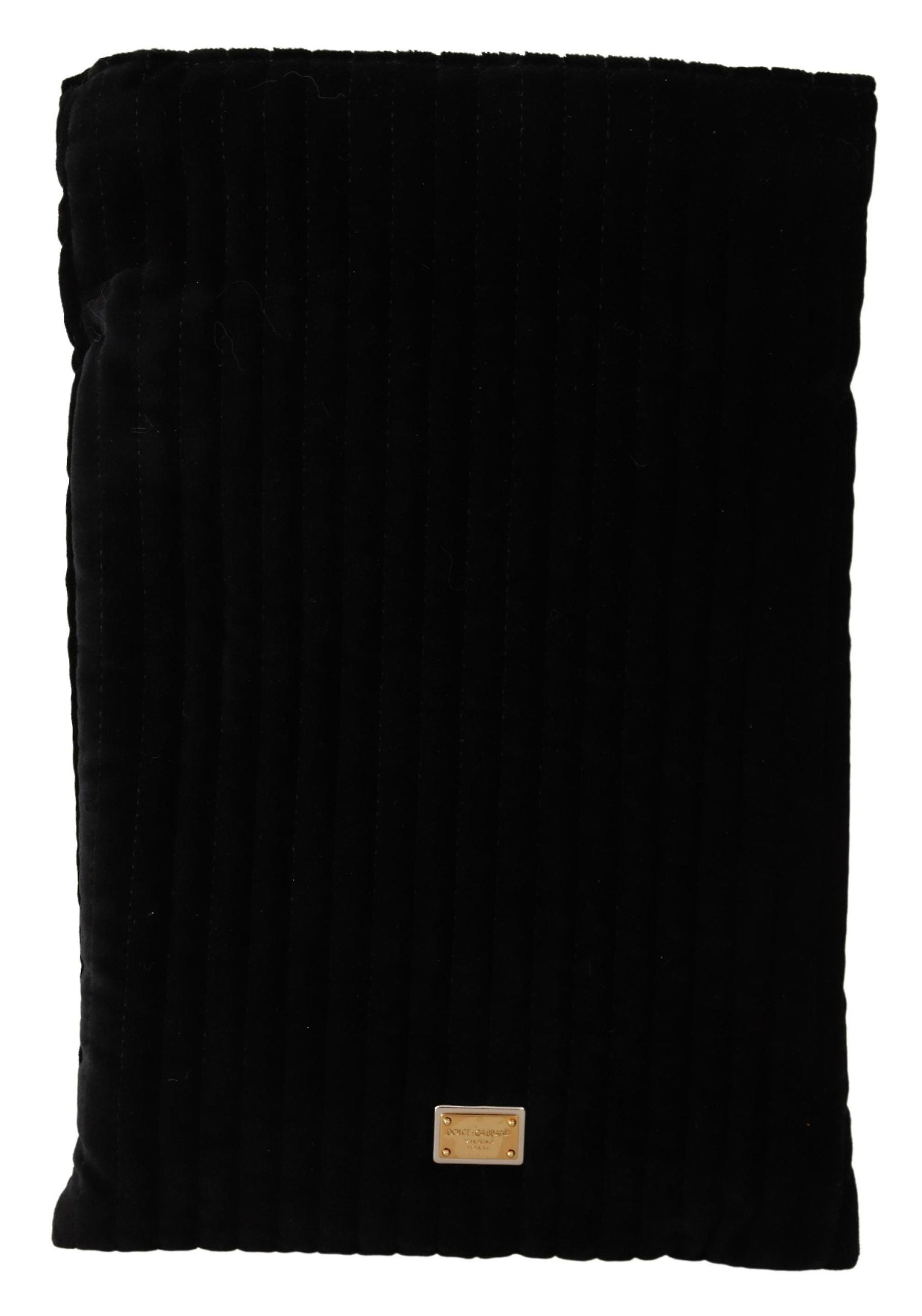 Velvet Quilt Drawstring Logo Plaque Pouch Bag