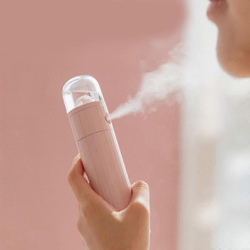 Mini Ventilatore Personale Pratico 4-in-1 HAndheld Ventola Regolabile Spray Umidificatore con Torcia Elettrica Power Bank di Backup per Studenti Kid