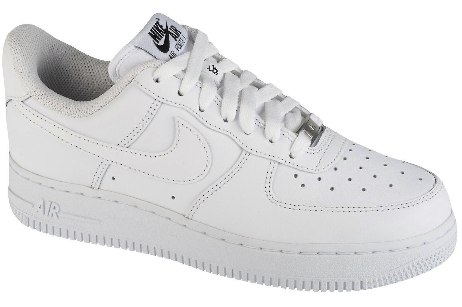 Turnschuhe Nike Air Force 1 07