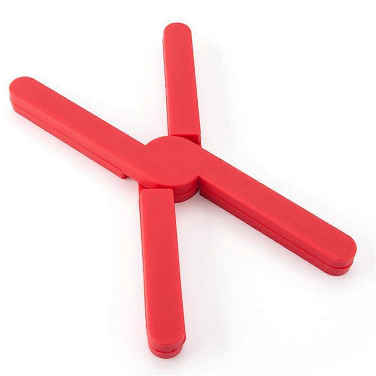 Foldable Dining Table Mat - Non-Slip, Heatproof Pot Holder, Dish Plate Coaster & Kitchen Tool, Portable Table Pad Red