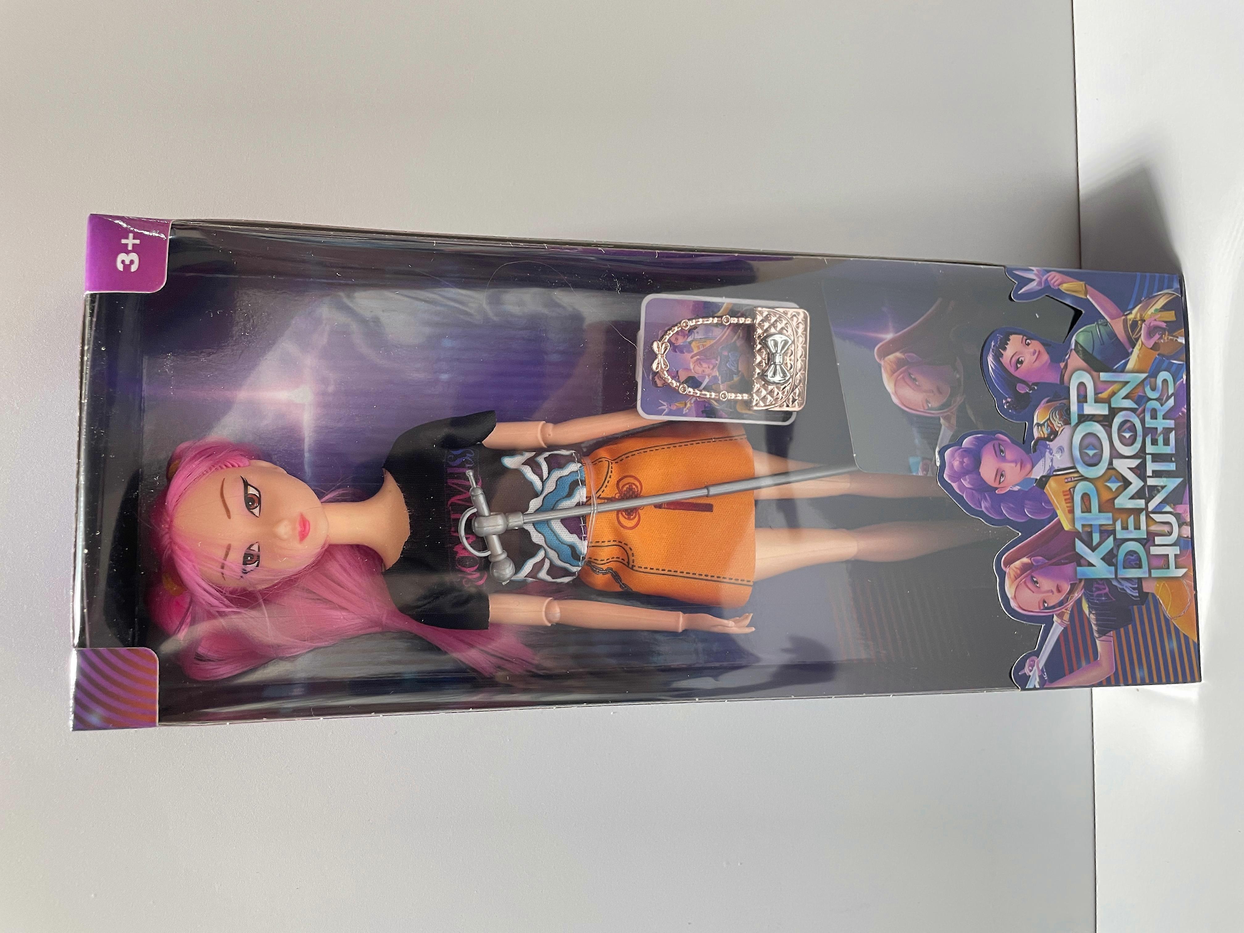 12 Zodiac Series Glue-free False Eyelashes 0.05mm Segmented C-curled Self-adhesive False Eyelashes