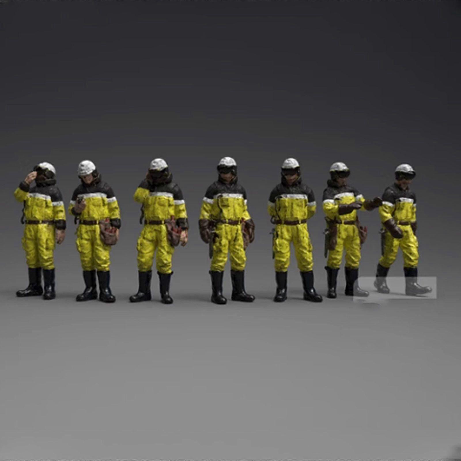 C 1/100 Scale Maintenance Ground Crew Scene Figures Miniature Model New