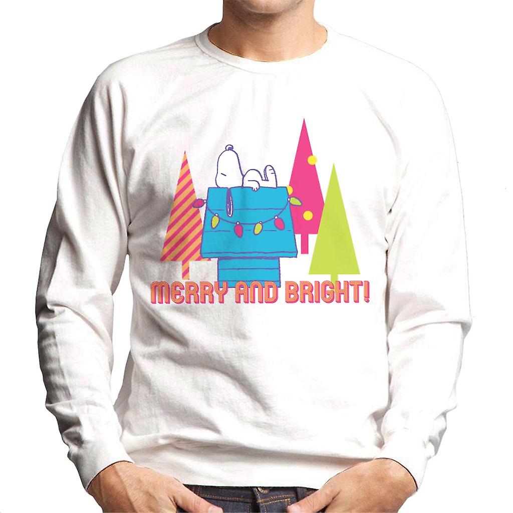 Peanuts Snoopy Decorated Kennel Merry And Bright Men's Sweatshirt