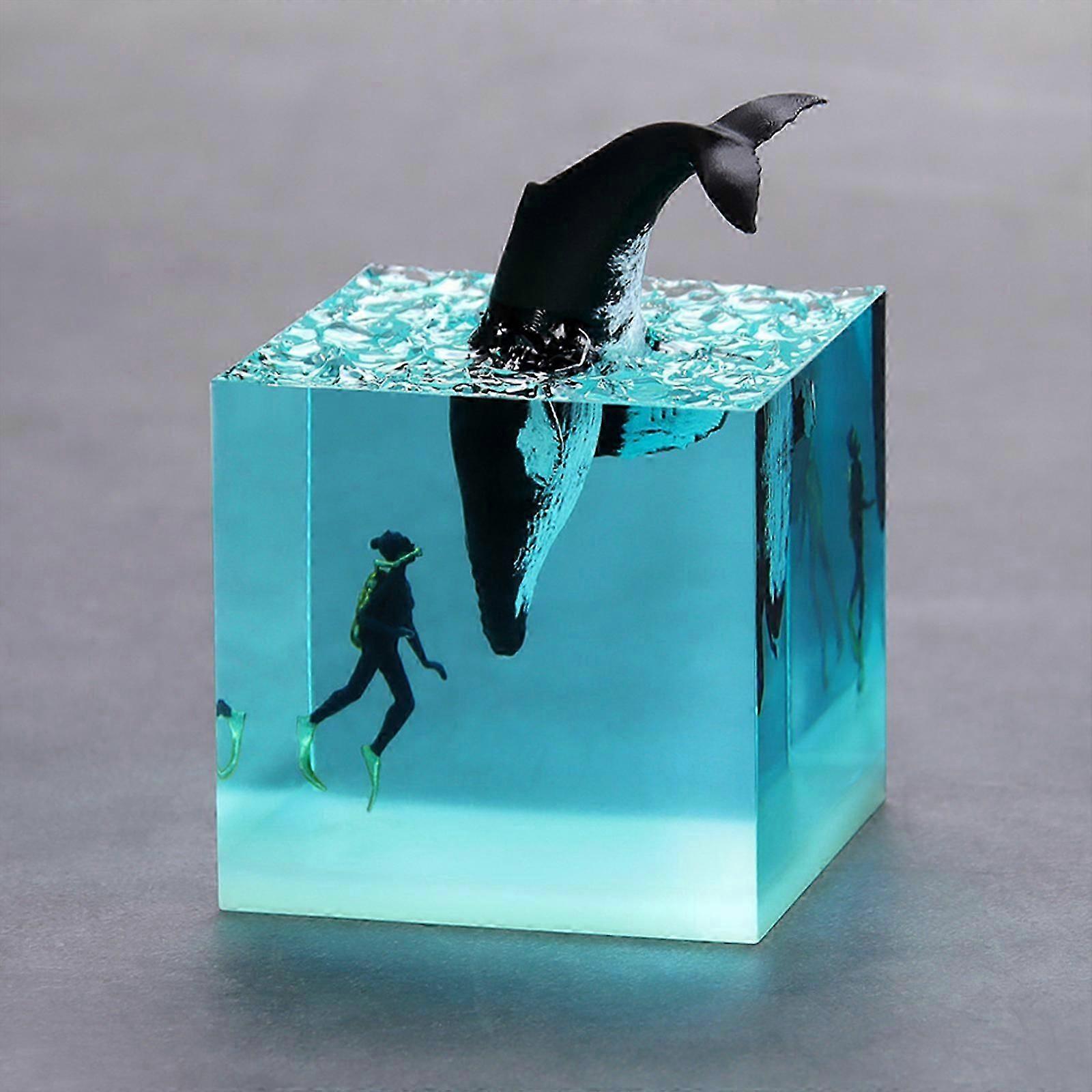 Resin Ocean Night Lights for Desktop, Cube LED Ocean Resin Lamp, Shark Diver Lamp Room Decor for Desktop, Living Room, Bookshelf