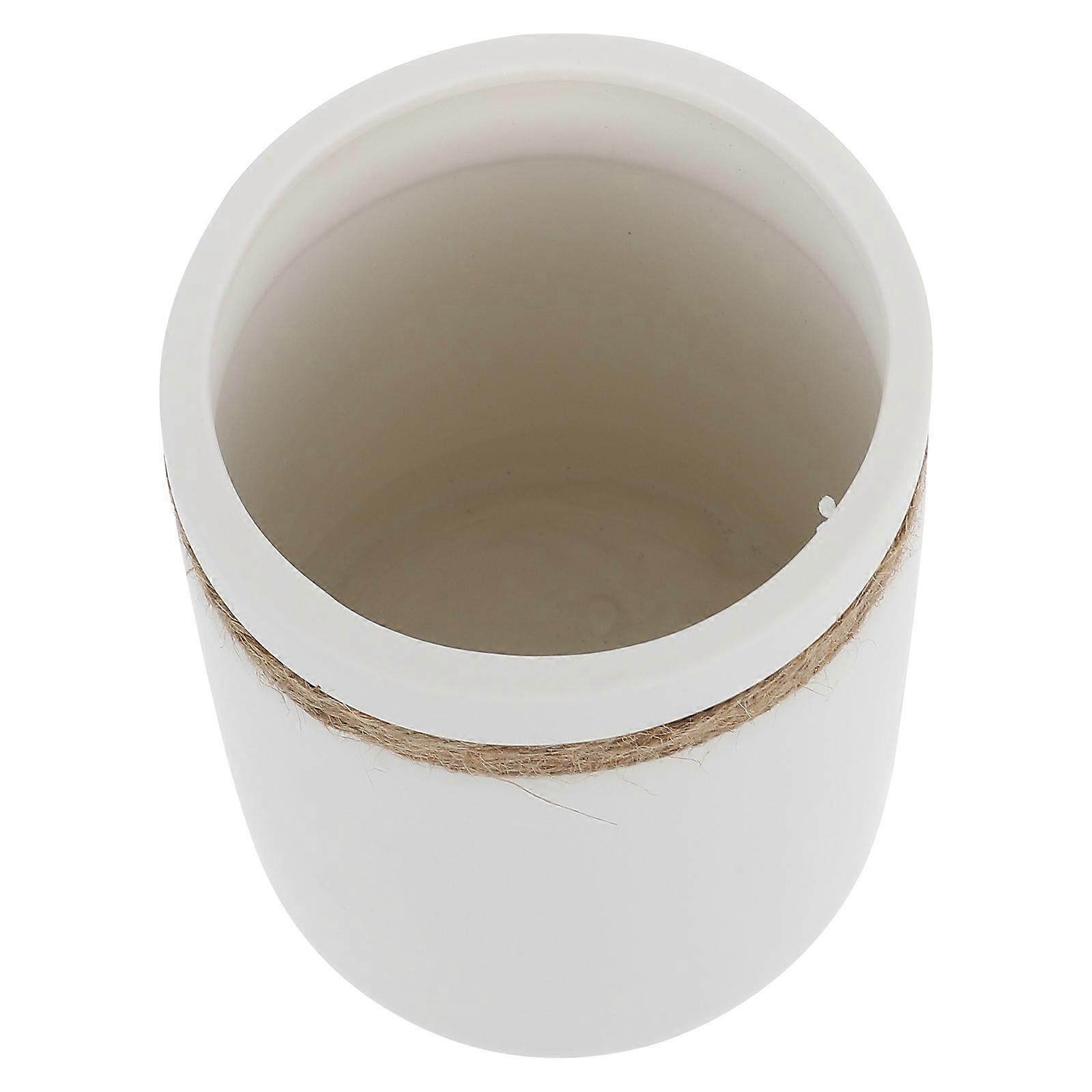 Ceramic Vase with Delicate Craftsmanship, Suitable for Living Spaces