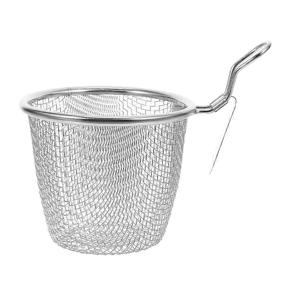 Stainless Steel Pasta Strainer with Ergonomic Handle for Kitchen Use Large Capacity and Fine Mesh 9.5 Inches