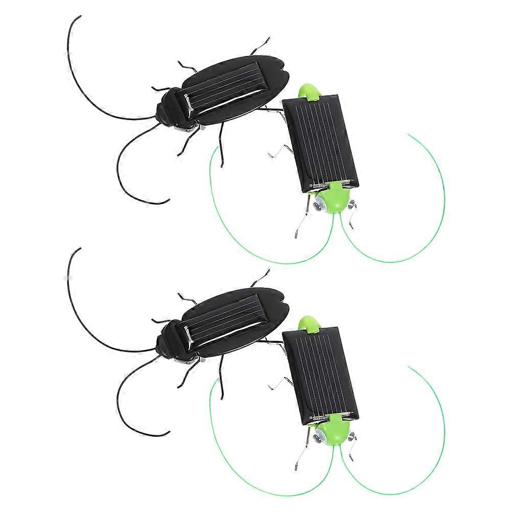 Solar Insect Toy Plastic Grasshopper and Cockroach Models for Experiments 4Pcs