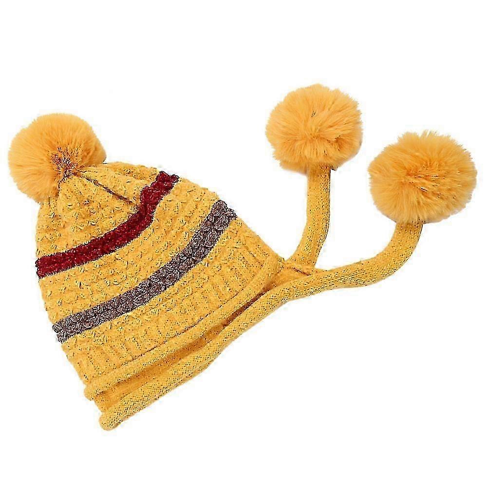 Women's Practical Hats compatible with Cold Weather, Combining Functionality and Elegance