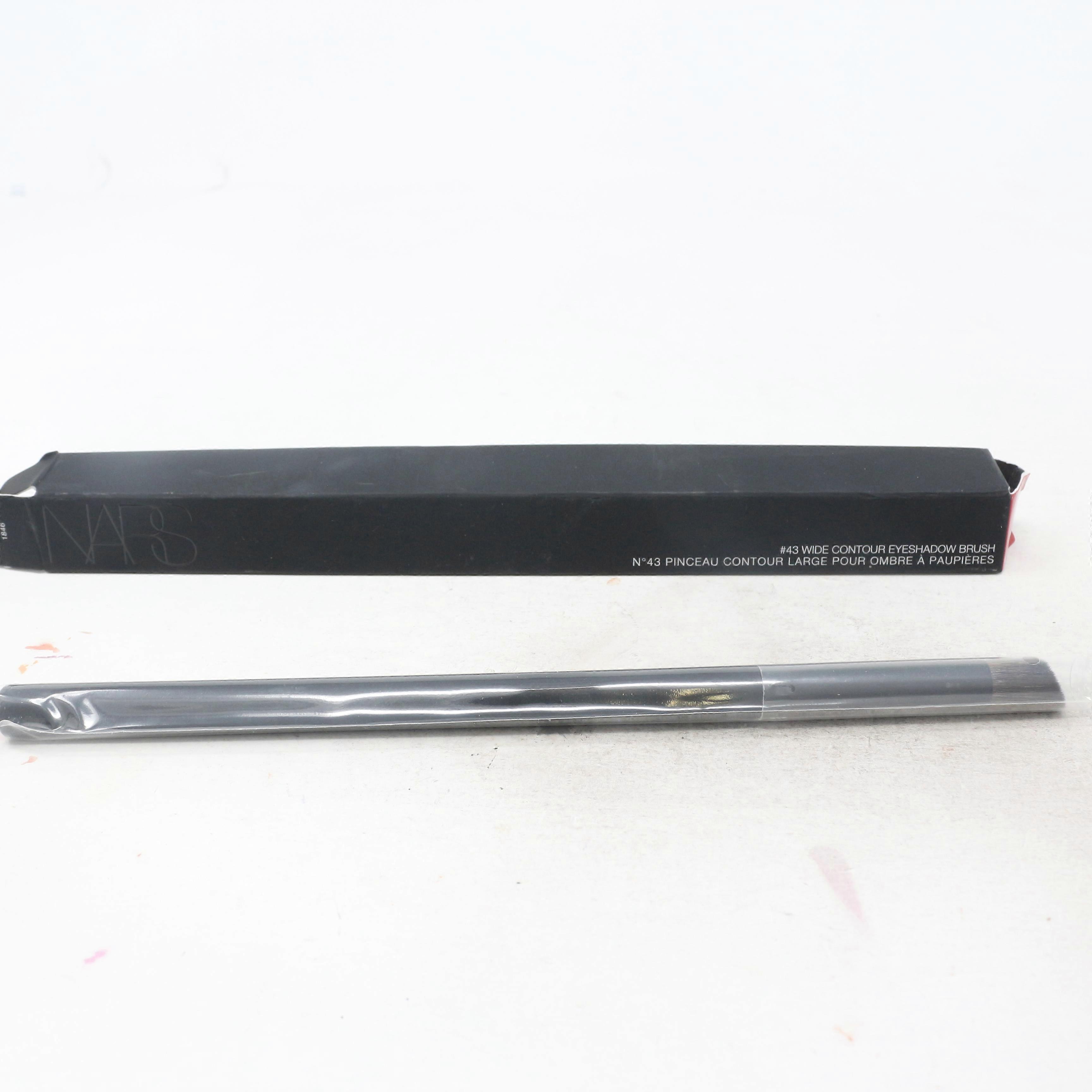 Nars Contour Eyeshadow Brush /