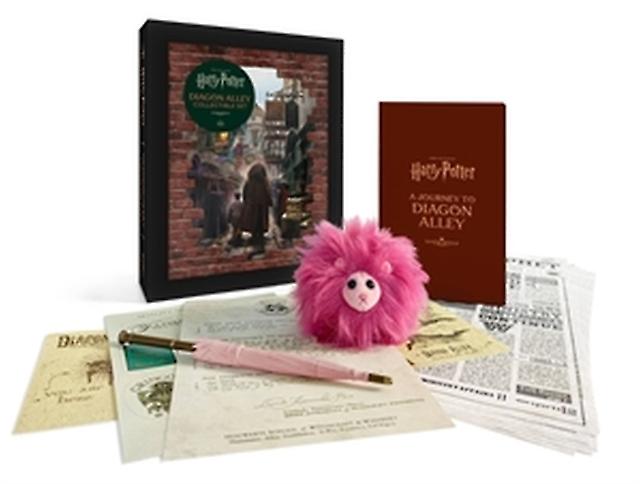 Harry Potter Diagon Alley Collectible Set by Donald Lemke Multiplecomponent retail product Book