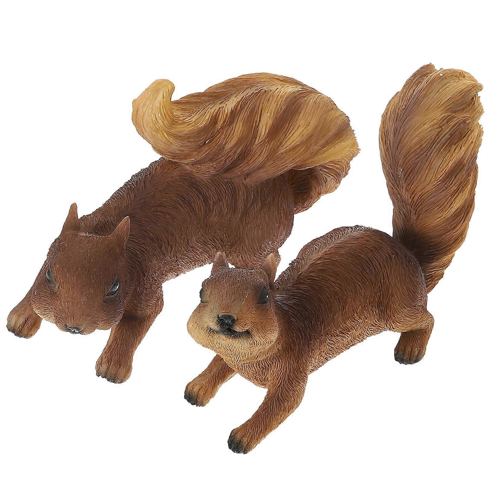 2Pcs Simulation Squirrel Decor Tree Hanging Squirrel Ornament Garden Squirrel Statue