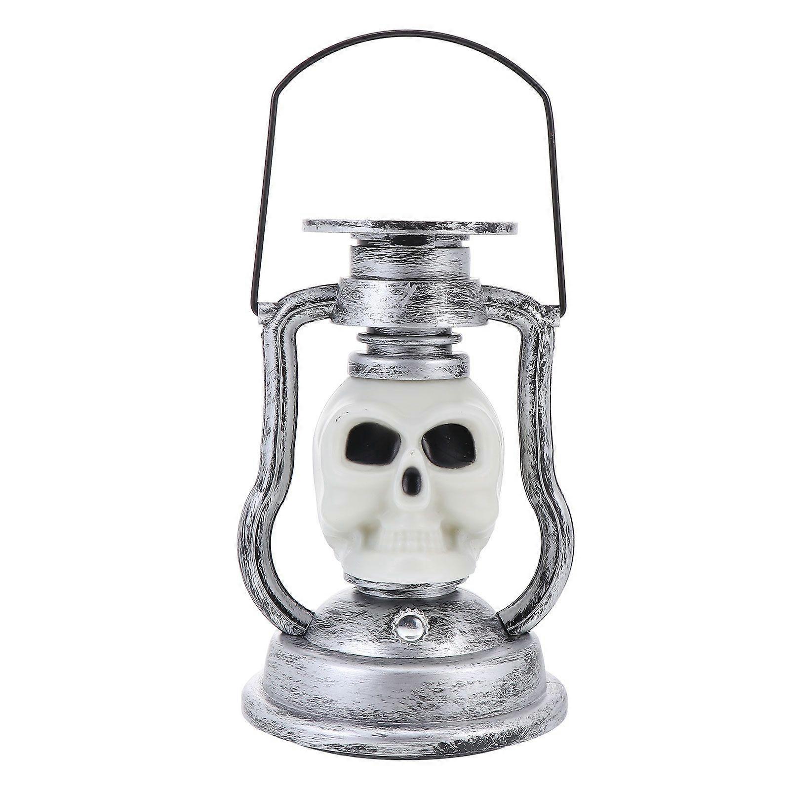 1pc Skull Solar Kerosene Lamp Retro Handheld Lantern Halloween Lamp Ornament