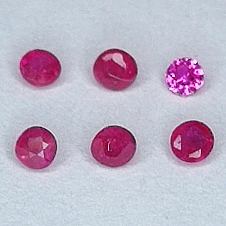 Ruby Round Cut 1.4-1.6mm 1ct awo36