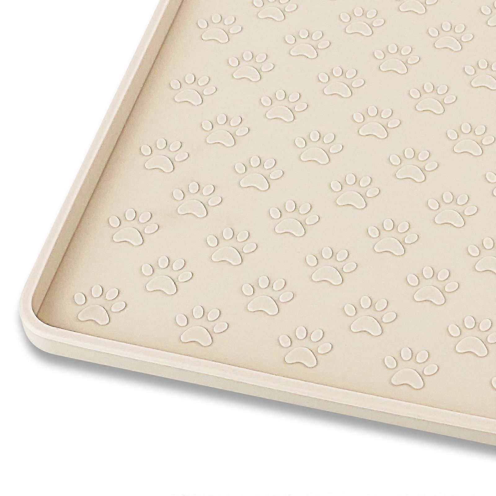 Non-slip pet feeding mat
