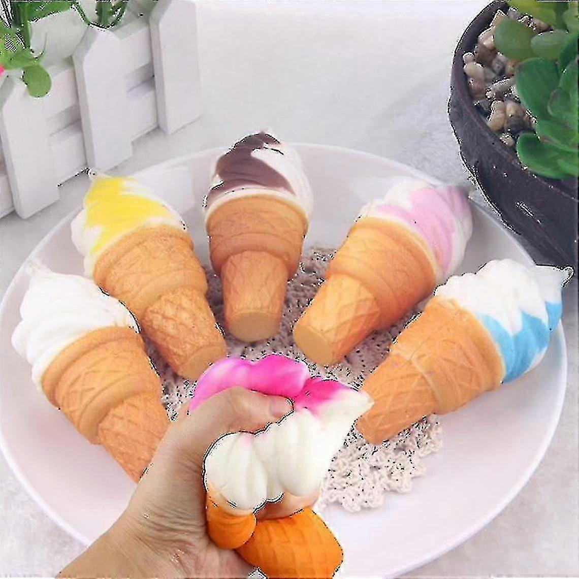 Ice Cream Simulation Cake - Bread Rising Cell Phone Strap