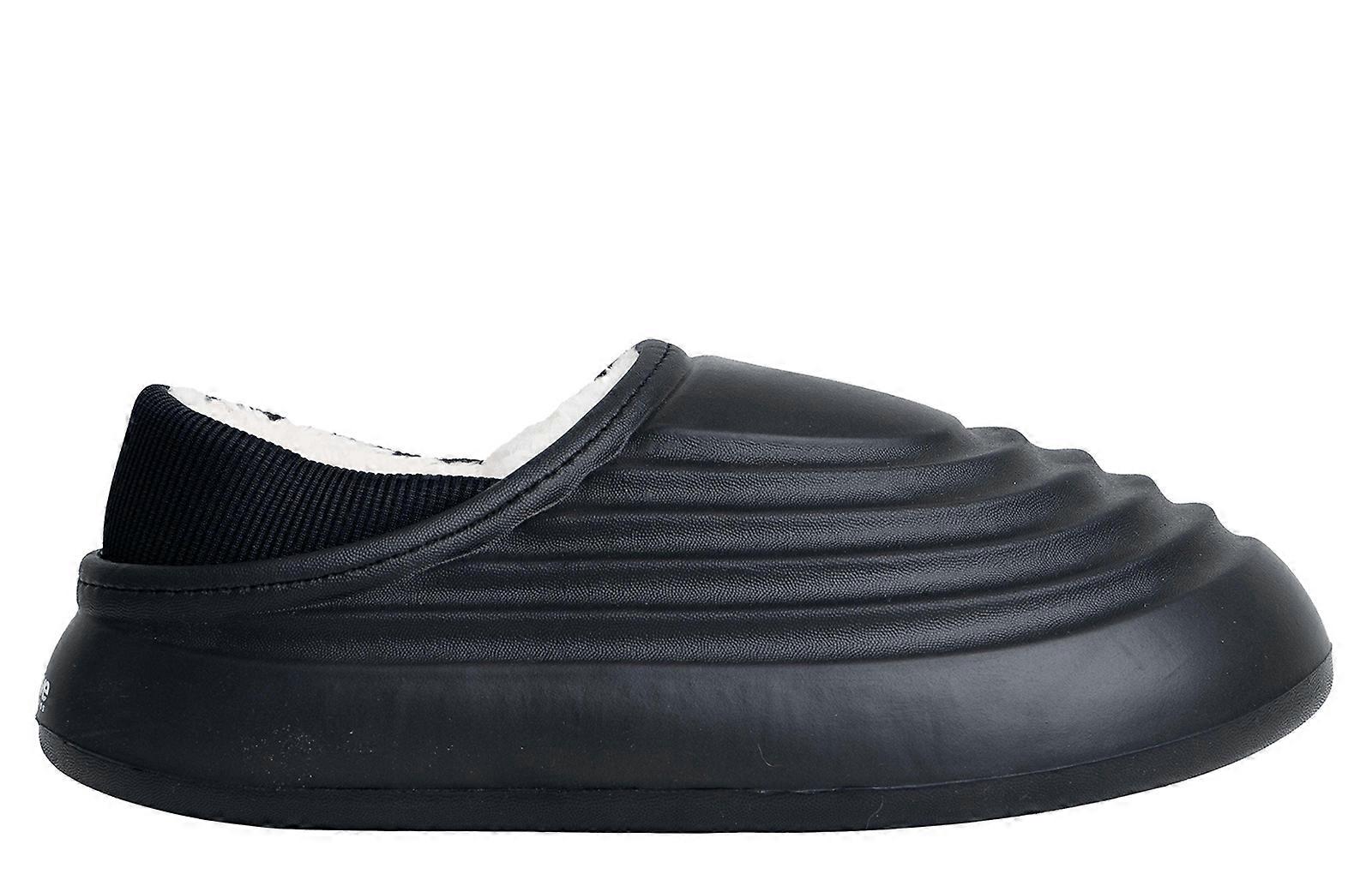 Archive Ascent Trainers Black