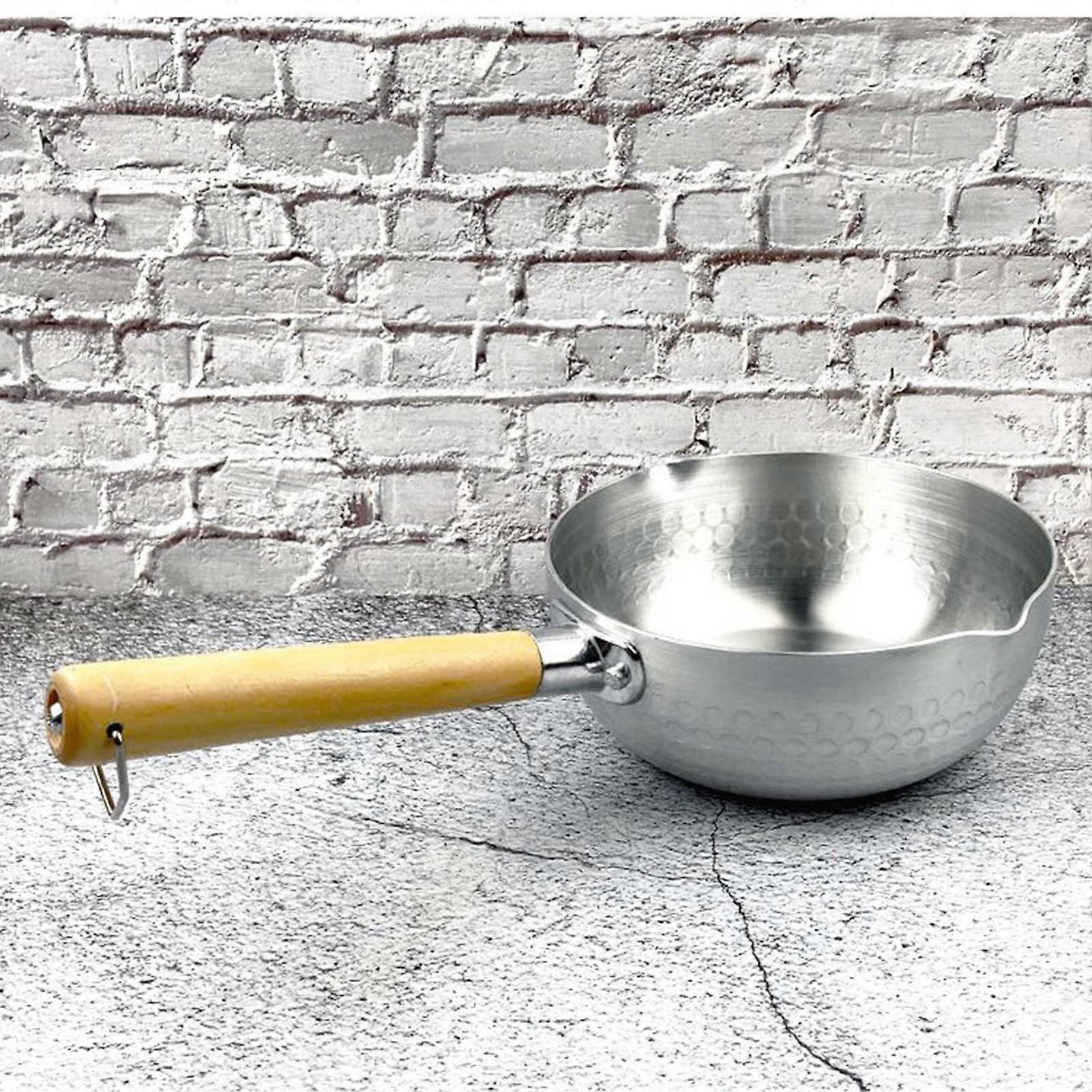 ミルクウォーマーポットは、フラットボトムの固着を防ぎ、アルミニウムバターウォーマーパンミルクソースパン、ウッドハンドル付き4cm / 9.45in