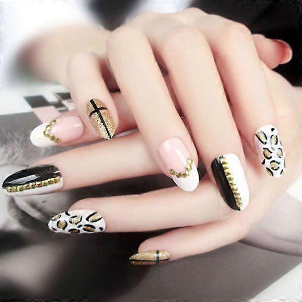 False nails, medium length print