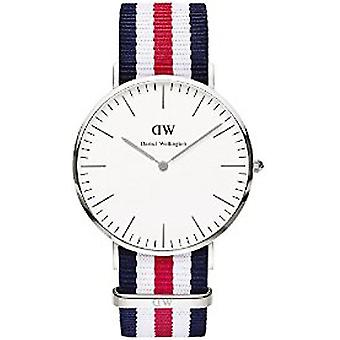 R.dw.classic canterburry silv.40mm Quartz Analog Unisex Watch with Nylon Bracelet DW00100016