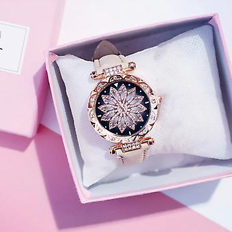 Stuff Certified® Starry Sky Watch Ladies - Luxury Anologue Quartz Movement for Women Beige