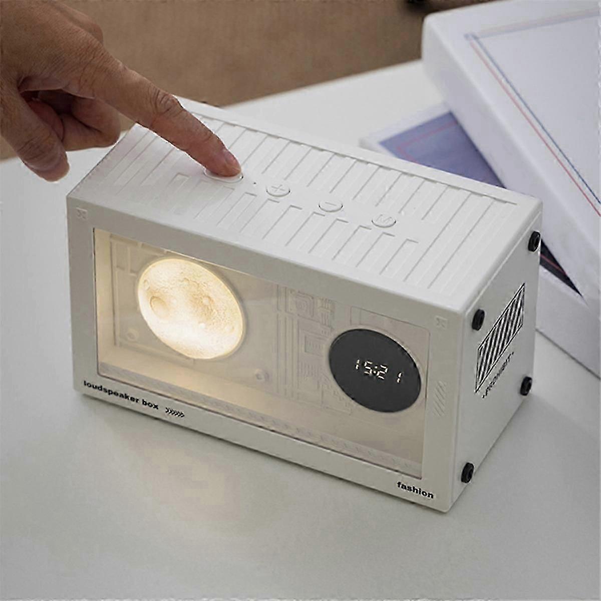Planet Nachttisch-Wecker Radio mit USB-Ladegerät, Bluetooth-Lautsprecher