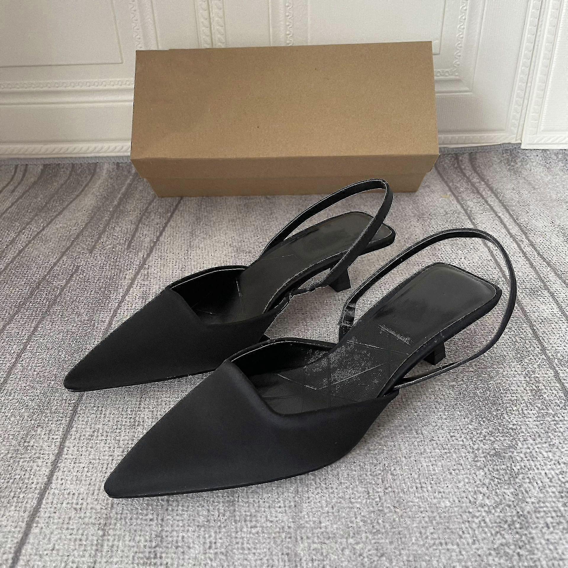 العلامة التجارية الجديدة المرأة صندل أحذية رقيقة منخفضة الكعب 4cm مضخات اللباس أحذية السيدات أزياء وأشار اصبع القدم الضحلة حبال الظهر البغال