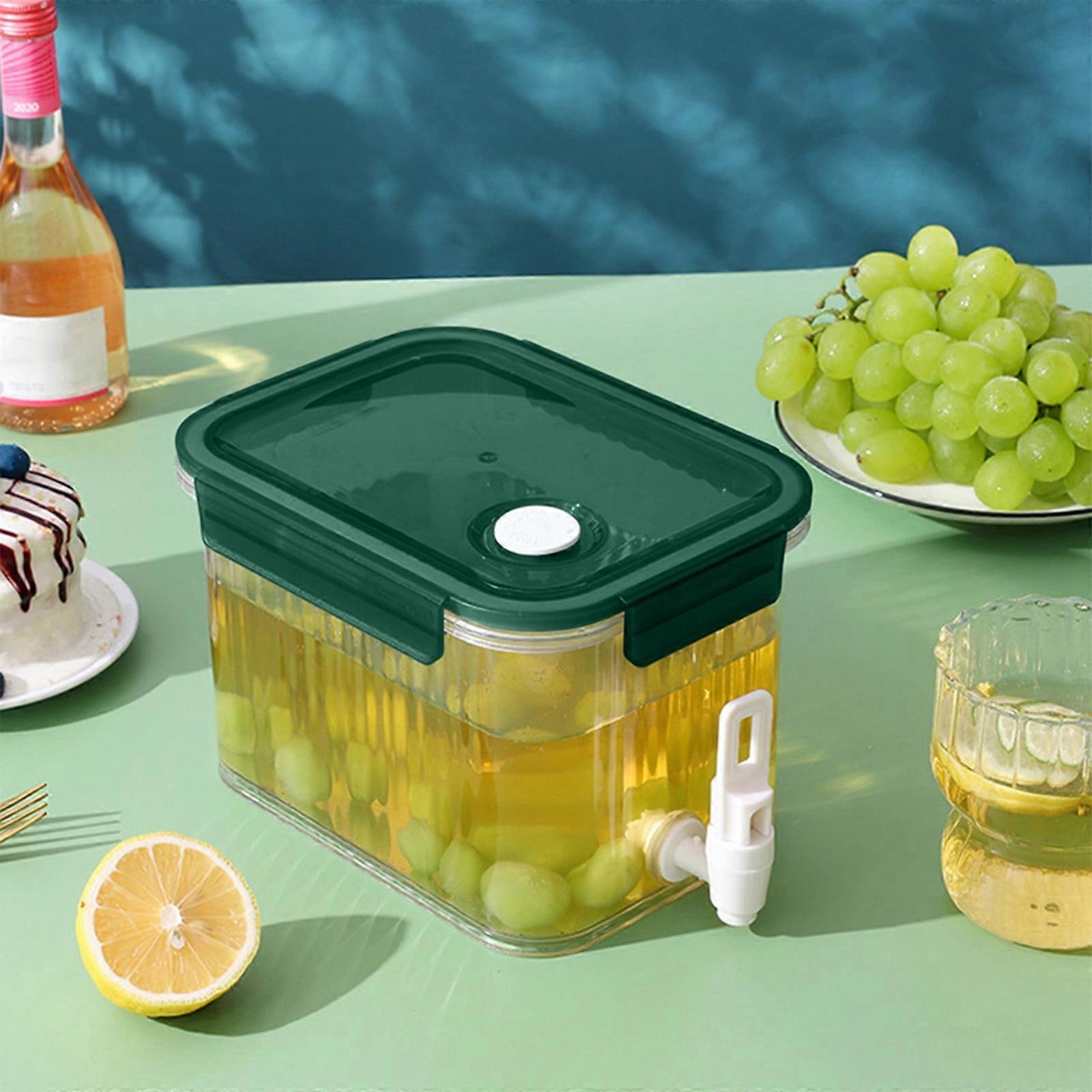 2.5L Plastic Beverage Dispenser with Faucet, Ice Lemonade Juice Container with Lid, Compatible with RnemiTe-amo