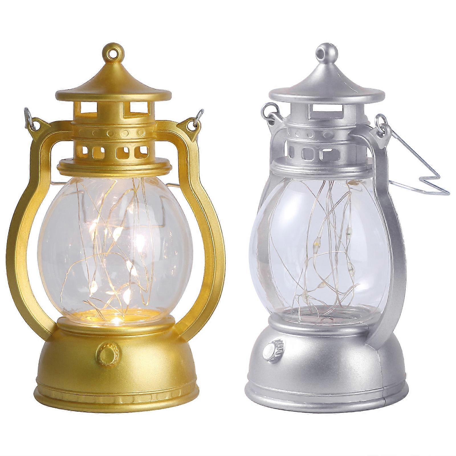 2Pcs Hand held Lanterns Decorative Retro Lanterns Creative Kerosene Lamps